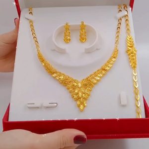 Altın Kaplama Leyla Taşsız Setler